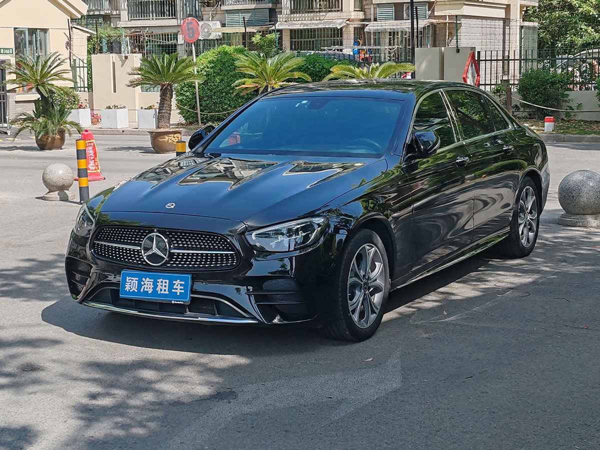 奔馳E級(jí)（自駕）