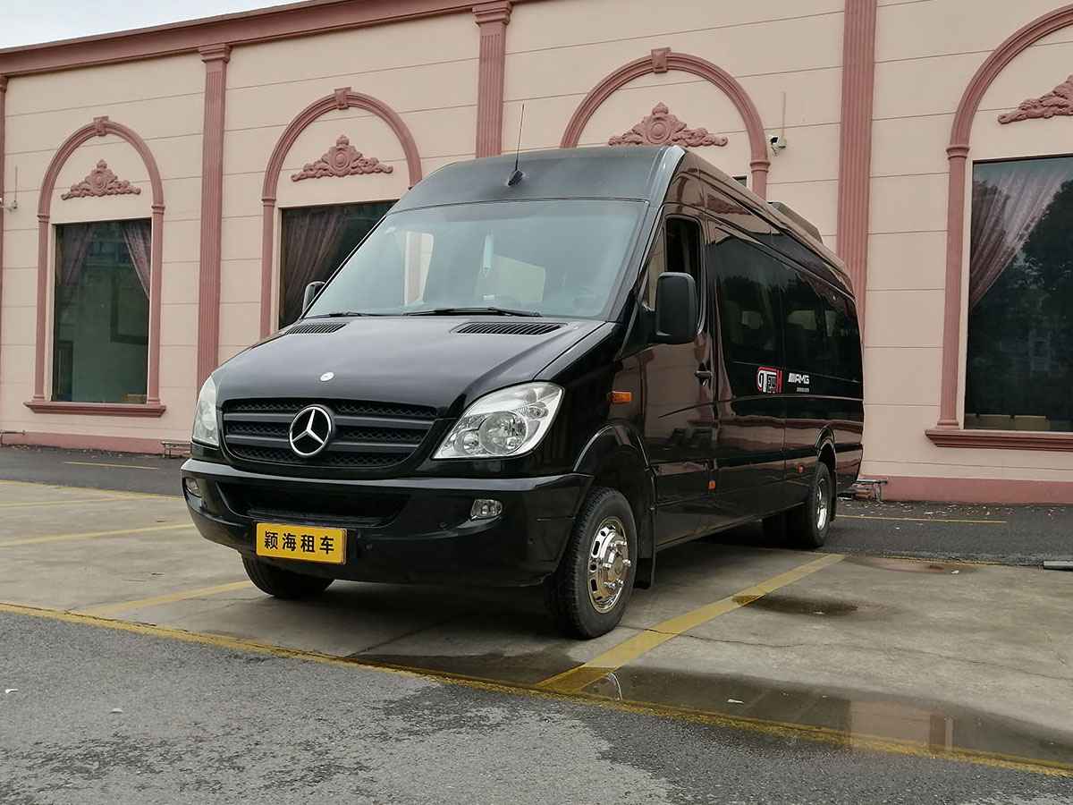 奔馳凌特商務(wù)車(chē)18座